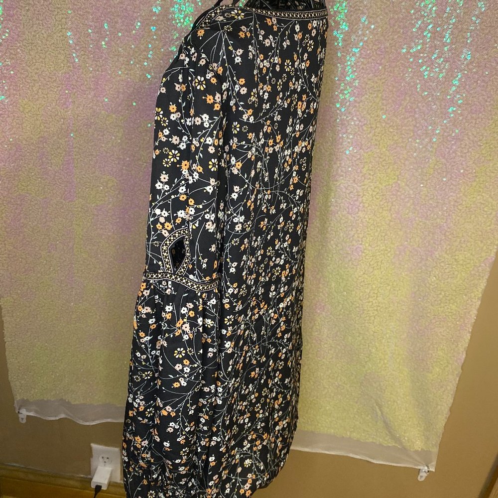 COPY - Max Studio Blouse - Picture 4 of 6